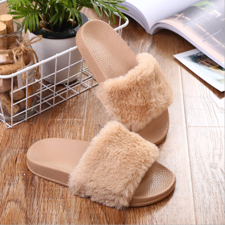 Fuzzy comfortable slippers for women (2)