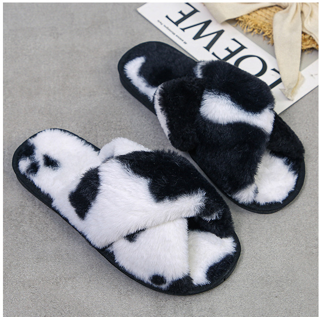 Wholesale animal lamb fuzzy slippers for women